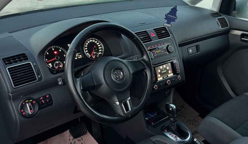 VW Touran 1.6 TDI full