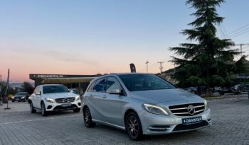 Mercedes-Benz B180d full